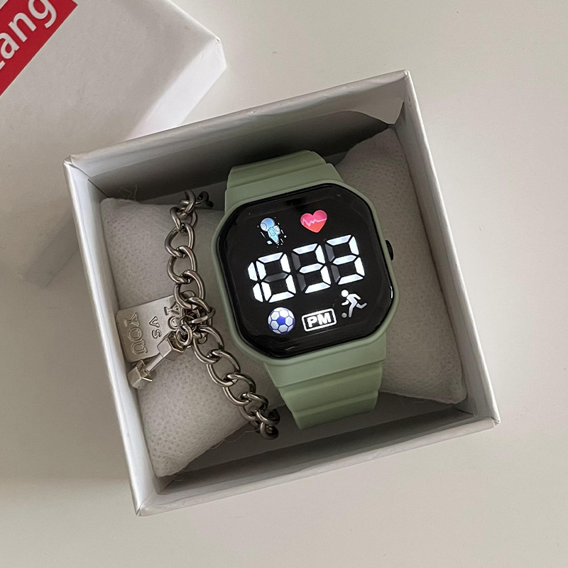 太空人足球女款学院风初高中学生 cojr手表国产腕表