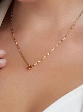 亚马逊小写26个英文字母项链不锈钢饰品A -Z字母吊坠锁骨链