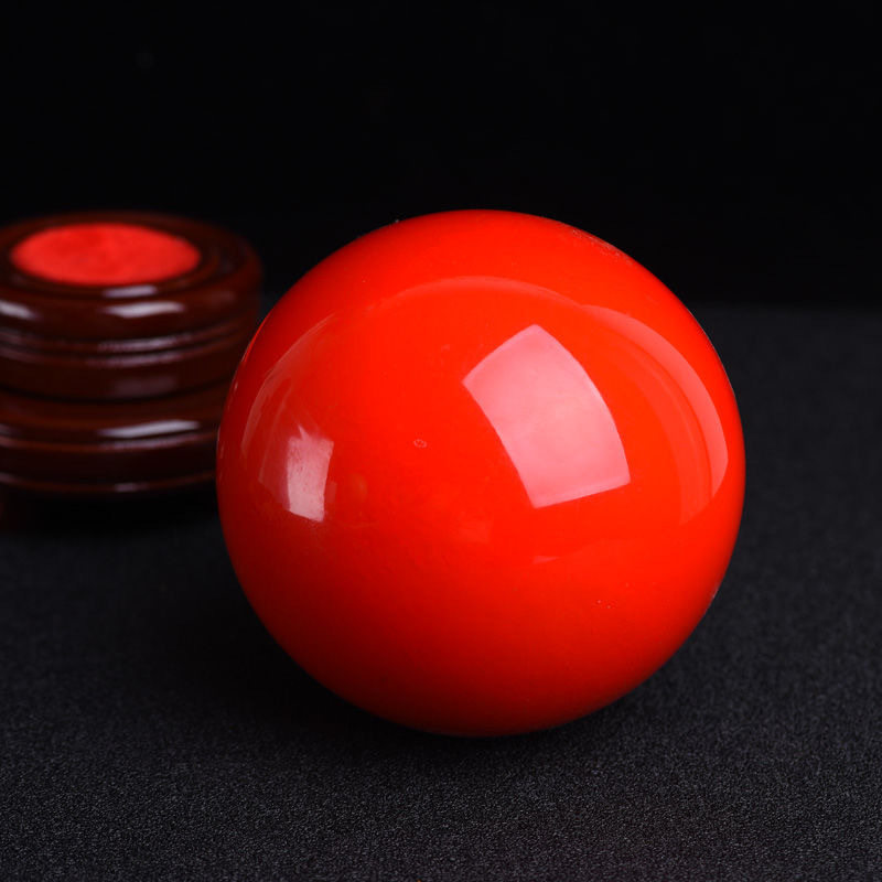 天然冰洲石萤石夜光球夜明珠原石红色发夜光石风水球镇宅家居摆件