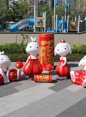 玻璃钢卡通兔子雕塑商业街广场可爱动物网红打卡店美陈装饰大摆件