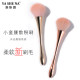 Large loose powder brush with fluffy and soft bristles that won’t scratch your face