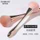 Large loose powder brush with fluffy and soft bristles that won’t scratch your face