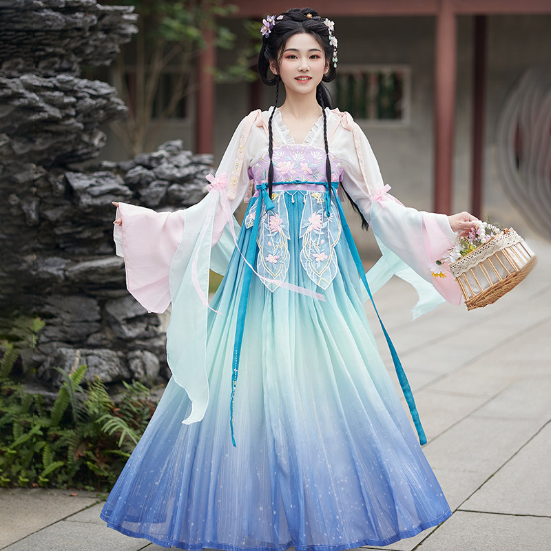  嘉珂服饰民族服装/舞台装