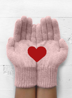 Outdoor warm and cold heart-shaped printed finger gloves