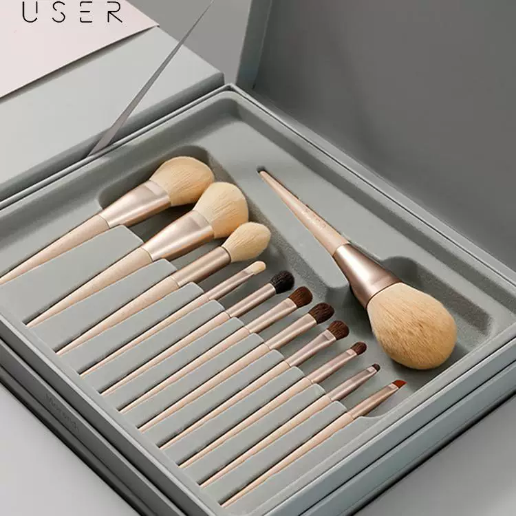 Brush, eye shadow for contouring, 12 pieces