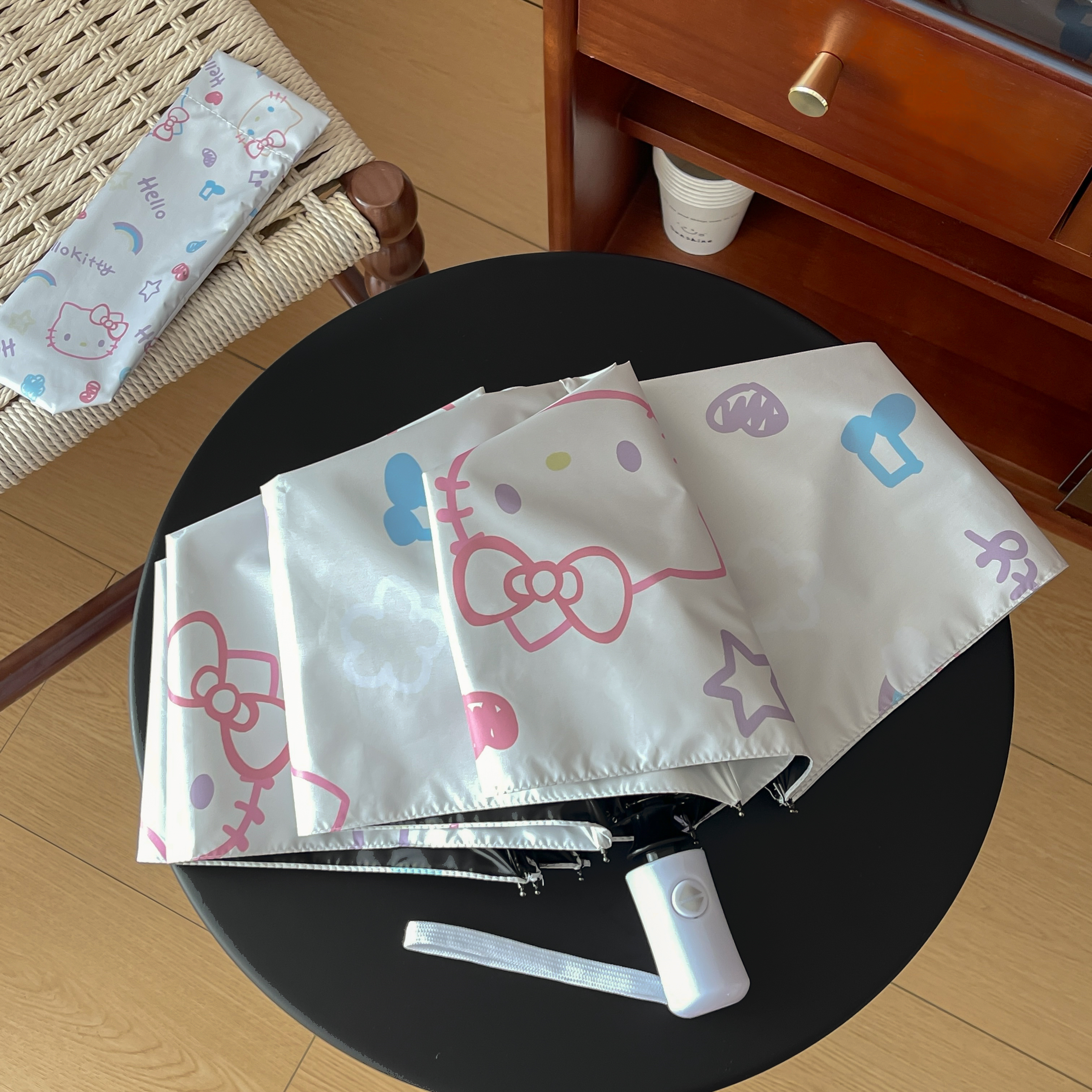高颜值雨伞伞卡通太阳伞可爱遮阳防紫外线男女防晒黑胶