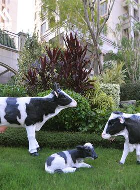 公园户外农场大型仿真奶牛雕塑玻璃钢动物模型摆件园林景观工艺品