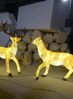 玻璃钢仿真梅花鹿雕塑花园林景观装饰婚庆道具动物灯光节摆件发光