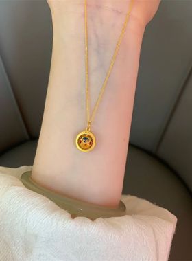 小红书爆款扎基拉姆吊坠女藏族