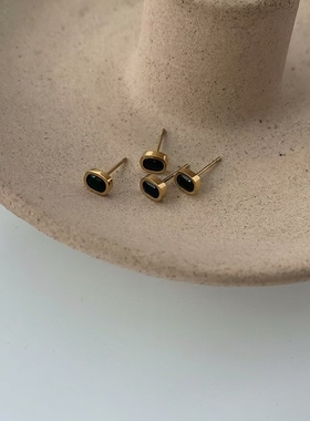 黑金小豆豆耳钉小众日常基础款