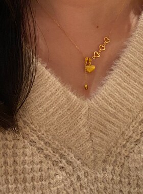 不掉色！金色拉丝镂空爱心流苏项