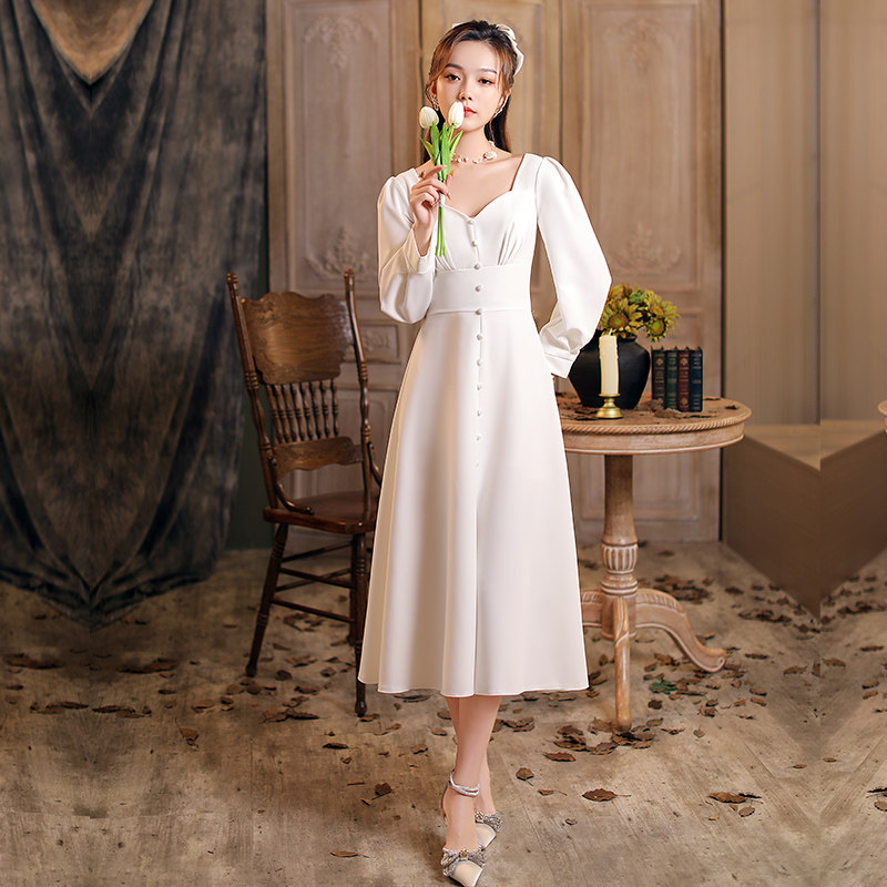 领证小白长袖秋季登记法式轻连衣裙 美蓓可连衣裙