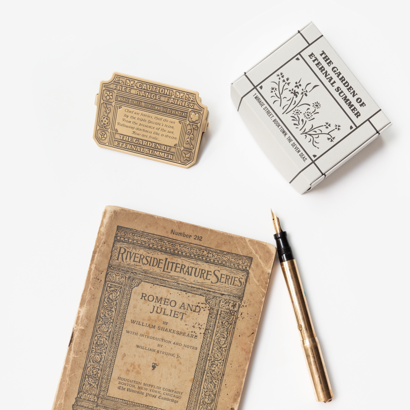 大书夹·永夏花园 | 莎士比亚十四行诗 | 黄铜烤漆两款 | 大尺寸书夹 | 新年生日礼物手帐作家周边纪念品 | 金属书签 | 译文 七海,淘宝优惠券,粉丝福利购,淘宝优惠卷