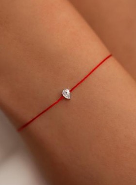 Redline/红绳女士18K玫瑰金镶嵌一颗0.2克拉水滴形钻石简约手链