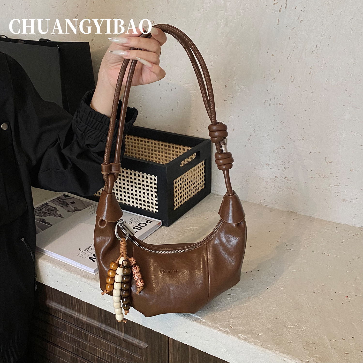 超火可颂牛角包包女式2025新款秋冬轻奢小众高级感通勤斜挎饺子包,淘宝优惠券,粉丝福利购,淘宝优惠卷