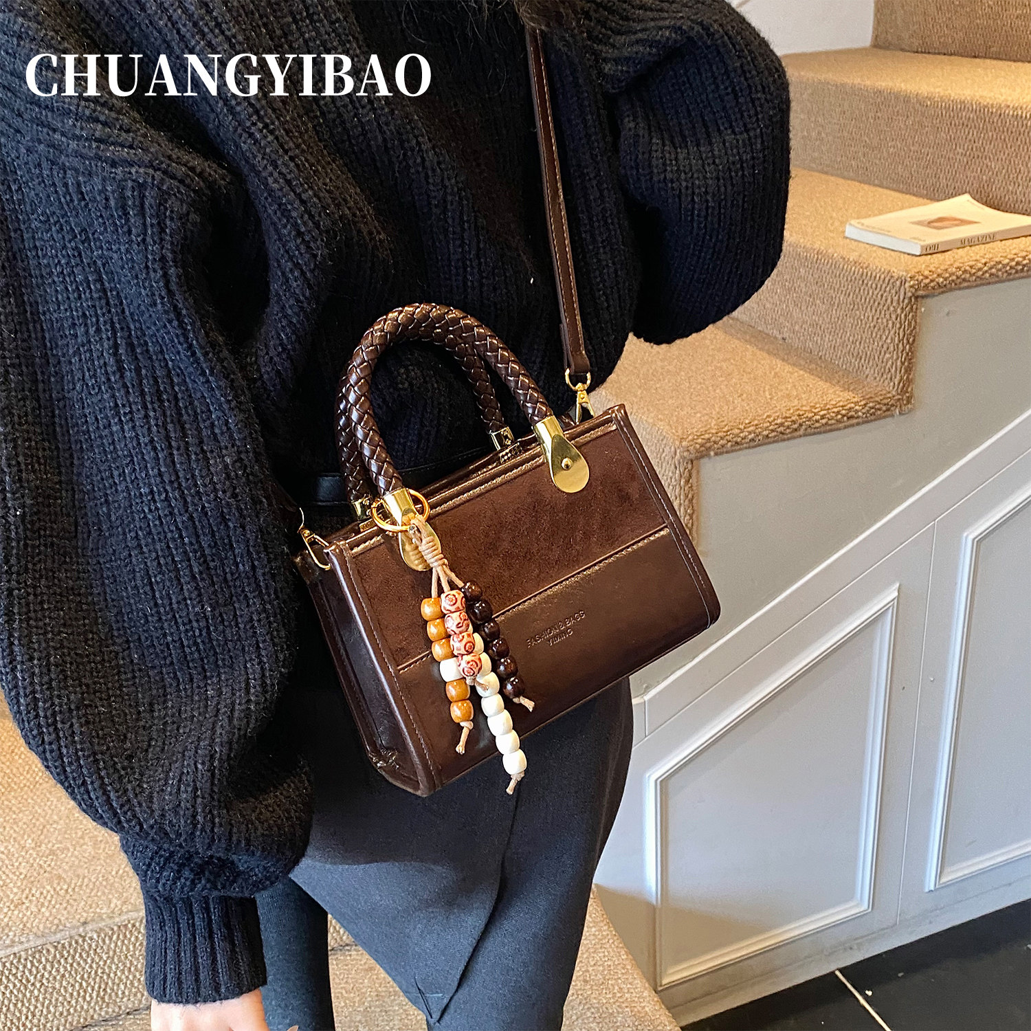 手提斜挎包包女式2026新款春夏复古轻奢小众高级感超火咖色单肩包,淘宝优惠券,粉丝福利购,淘宝优惠卷