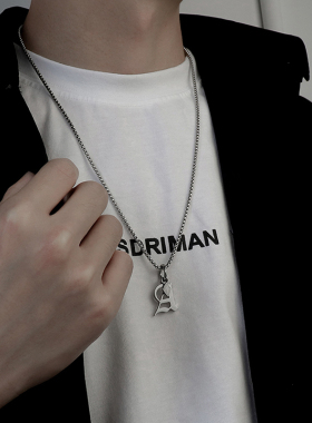 欧美26字母钛钢项链男女简约