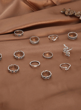 Jewelry exaggeration Serpentine Flower Heart Joint Ring set