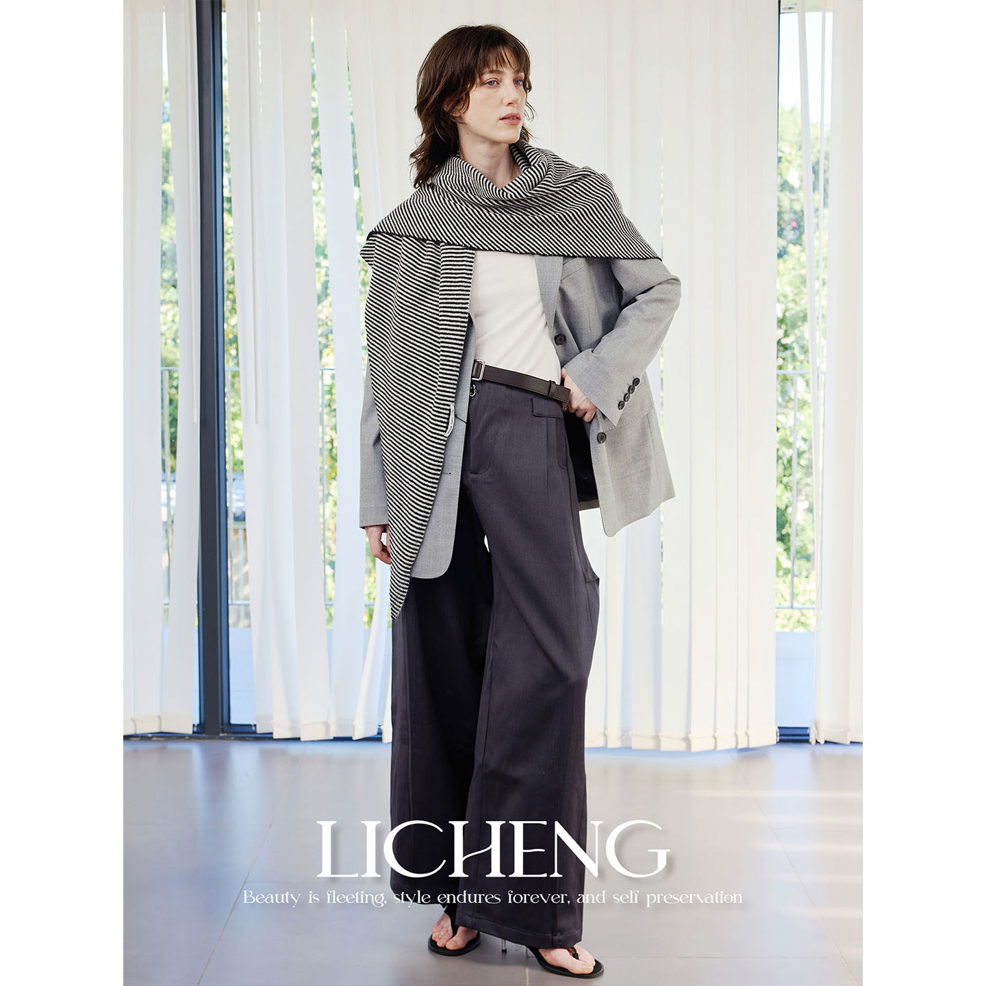 礼诚 100%纯羊毛针织三角巾女秋冬百搭保暖条纹围巾高级感大披肩