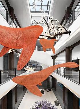 铁艺不锈钢镂空鲸鱼海豚网格编织酒店展厅海洋动物悬吊装饰品雕塑