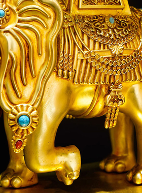 闯隆铜鎏金灯座1对大象造型