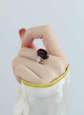 925银蛋面琥珀戒指女精致国风新中式小众设计指环饰品