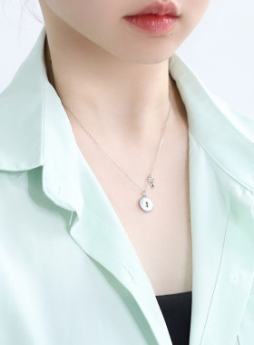 925银圆形贝壳项链女轻奢高级感小众设计链子配饰时尚锁骨链