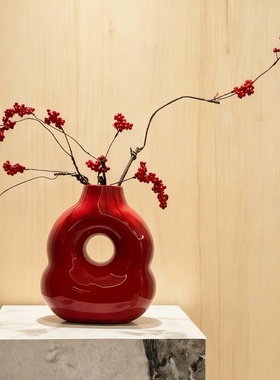 红色陶瓷花瓶摆件新年喜庆