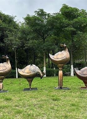 户外仿真玻璃纤维公鸡雕塑农场园林景观草坪公园抽象鸡装饰美陈摆