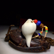 The temple offers a rare and rare small size for an eight mascot.