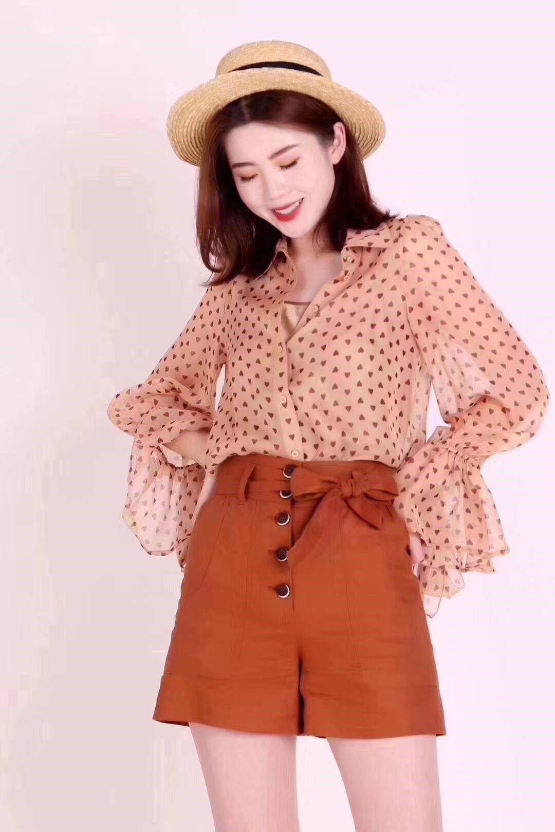 阿玛施官网旗舰店2020春新款衬衫 范芙熙衬衫