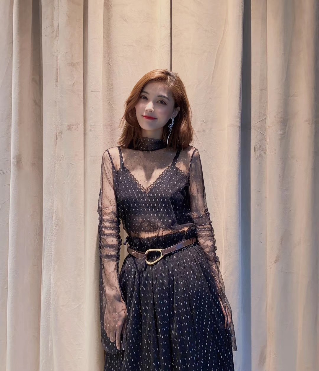 阿玛施旗舰店官网2020春秋正品新款 范芙熙蕾丝衫/雪纺衫