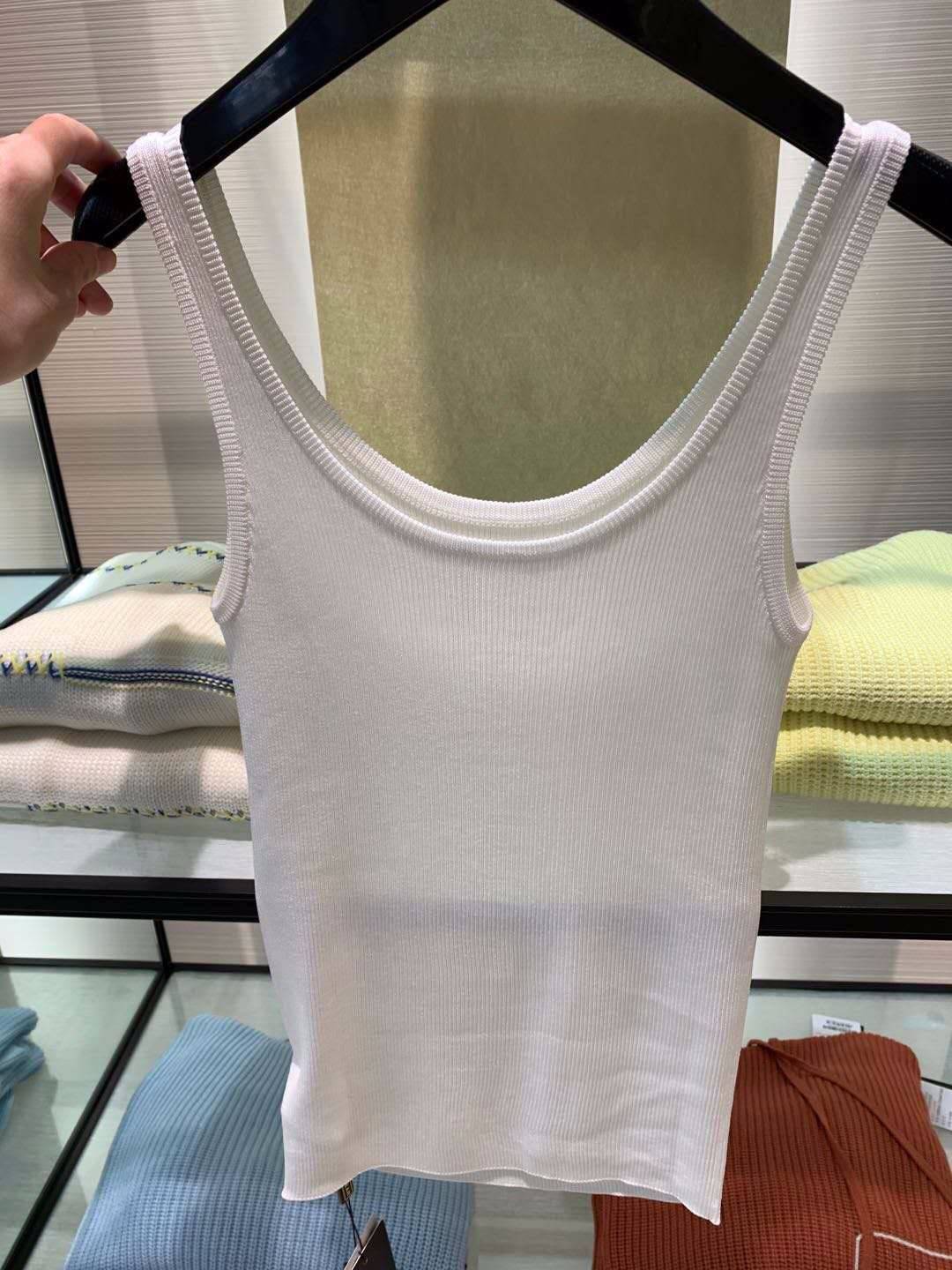 阿玛施旗舰店官网2020夏新款百搭女 范芙熙背心吊带