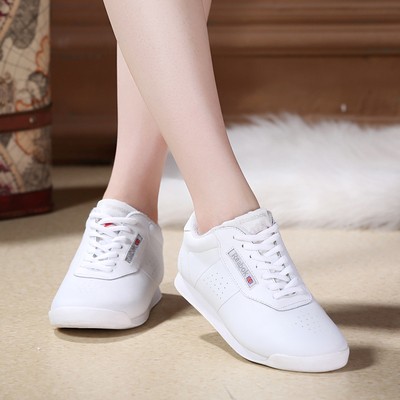 Race shoes womens mens training style more than white manipulats Athletic Shoes Special Kids Shoes Training Day Arena Shoes with this shoe color Beauty t