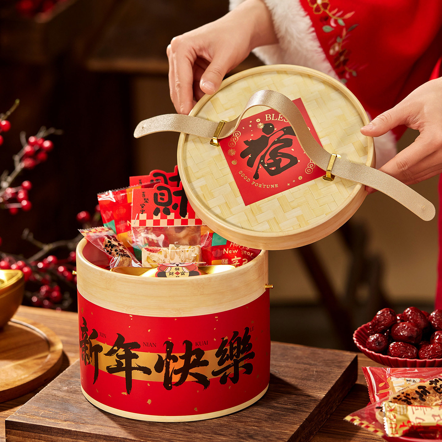 新年礼盒包装2026马年抱抱桶烘焙饼干雪花酥糖果年货伴手礼空盒子,淘宝优惠券,粉丝福利购,淘宝优惠卷