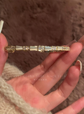 18K金四叶草手链女轻奢小众