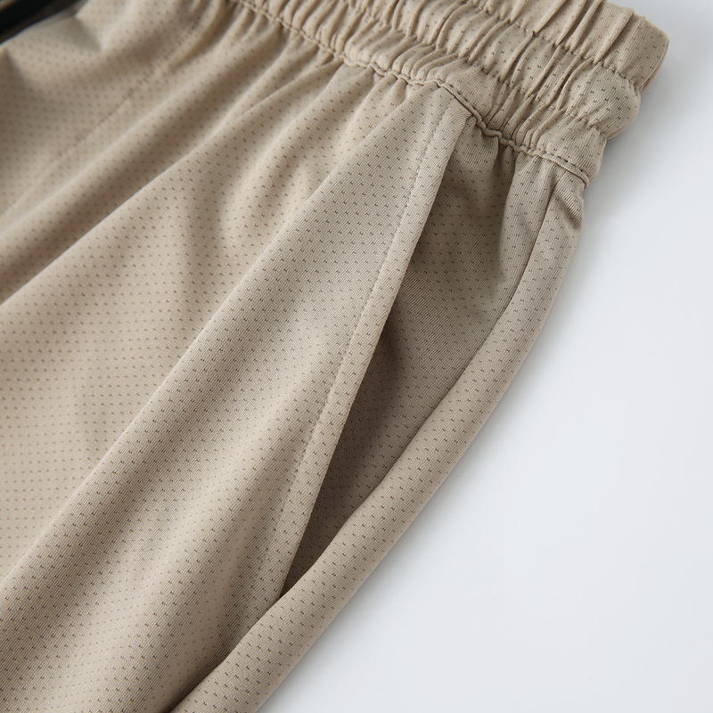  真维斯outlets店休闲裤