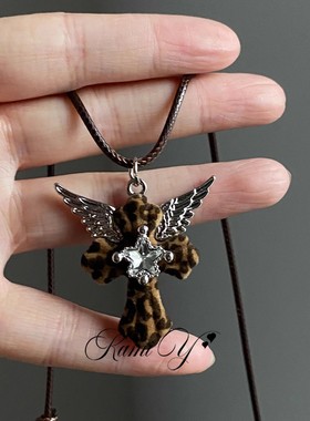 天使翅膀豹纹十字架闪钻星星项链