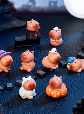 微景观万圣节水豚卡皮巴拉小公仔手工摆件车载桌面装饰品礼物