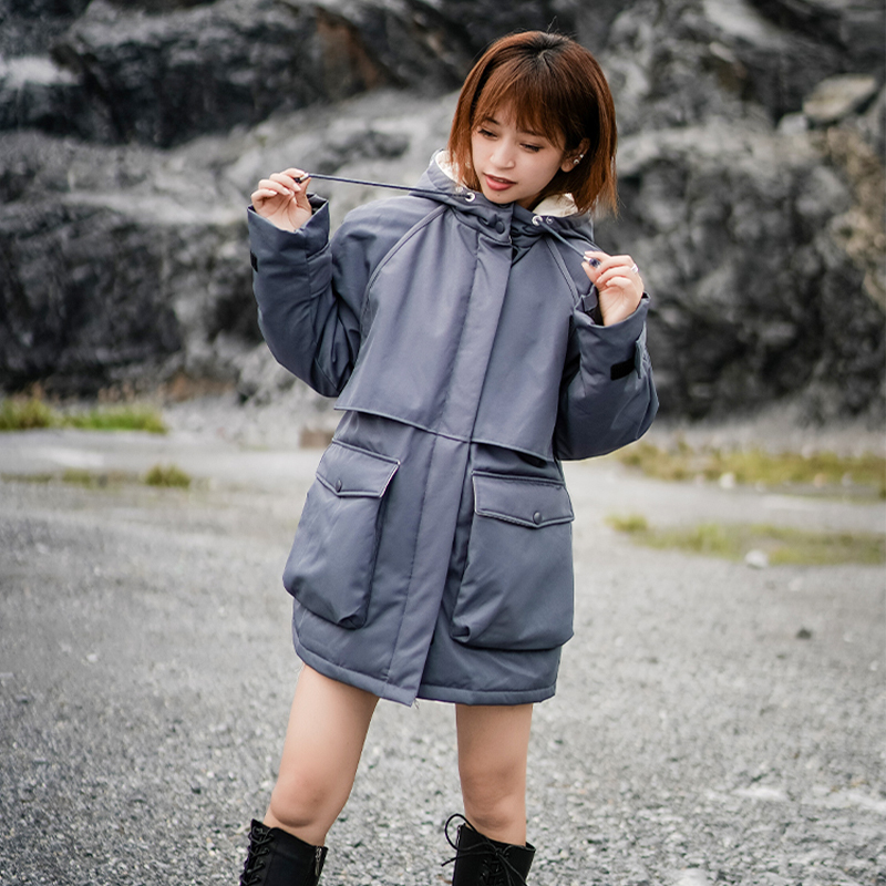 2020年新款反季节工装加厚白鸭绒 贝曼拉羽绒服