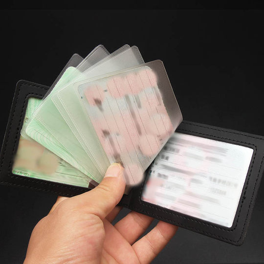 Titular del permiso de conducir de vehículos de motor Titular del permiso de conducir dos en uno