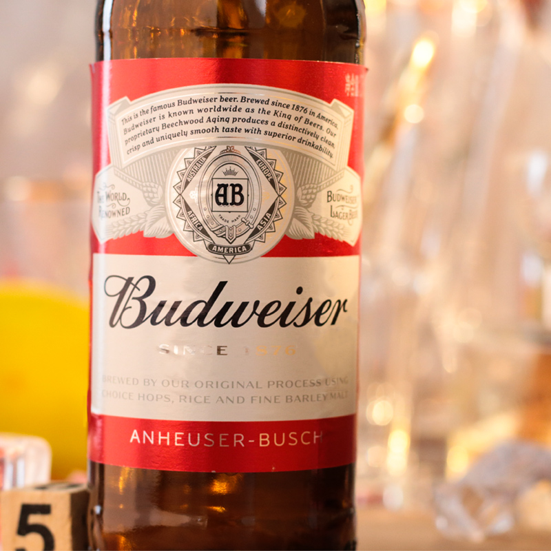 百威瓶装啤酒 Budweiser新货美式拉格经典醇正330ml24瓶国产整箱