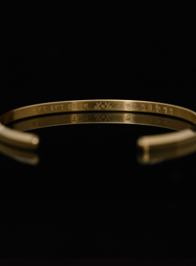 简修行绿度母作明佛母手镯