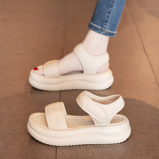 绝美厚底松糕罗马凉鞋女2025夏季新款魔术贴踩屎感运动休闲沙滩鞋