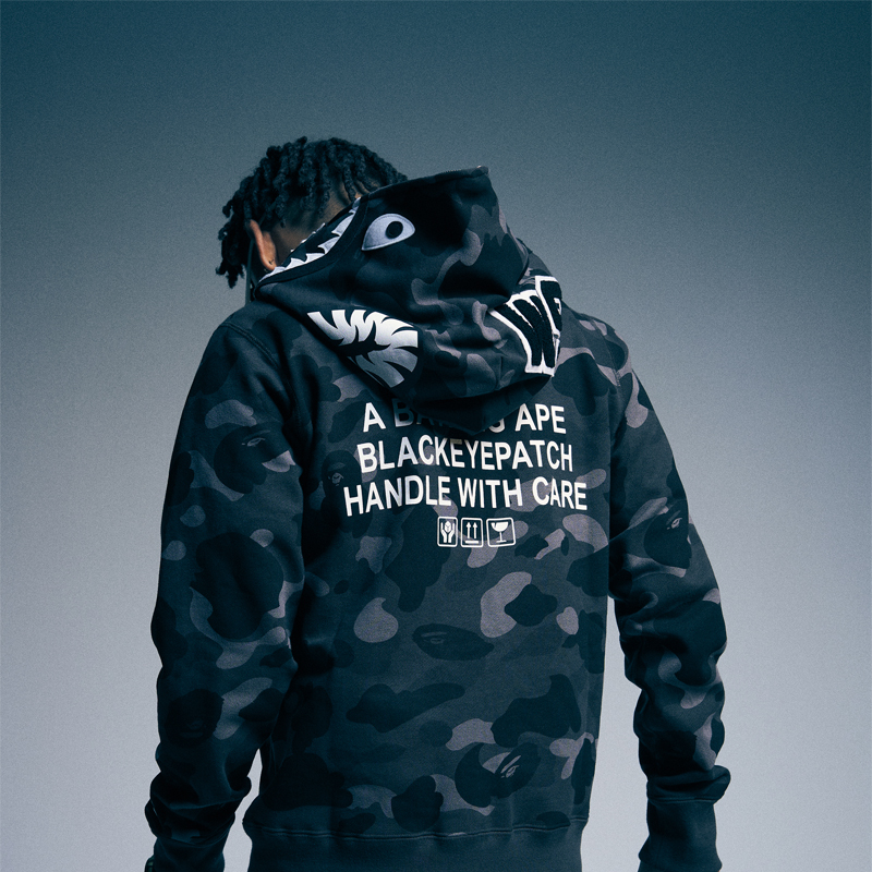 BAPE X BEP联名男装春夏满印迷彩鲨鱼连帽卫衣外套开衫115902M-图2