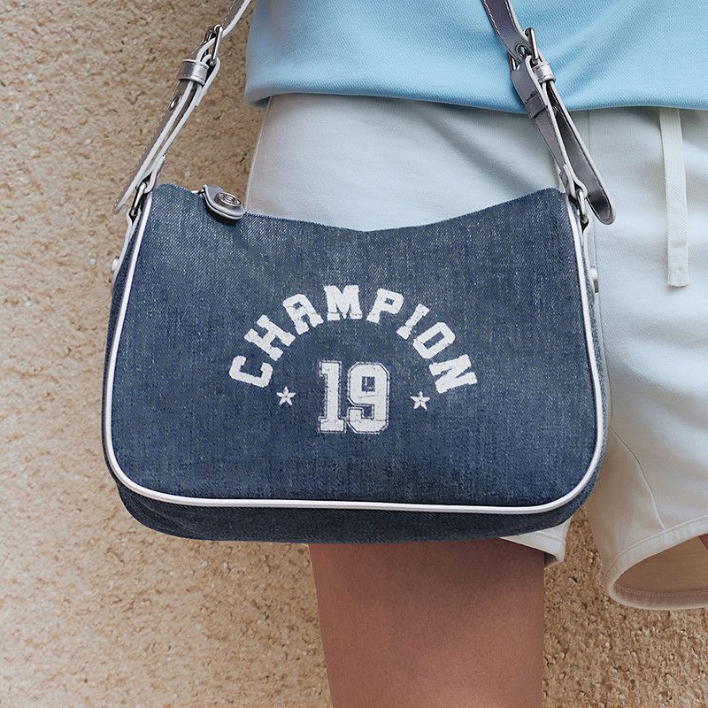 Champion fashion casual shoulder armpit bag