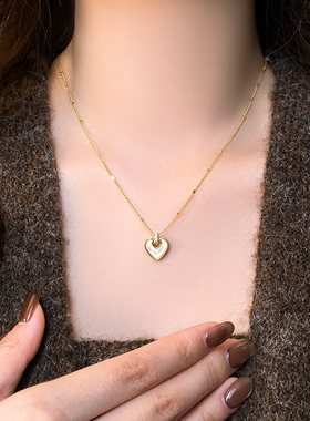 古里雅红白贝爱心吊坠项链高级感