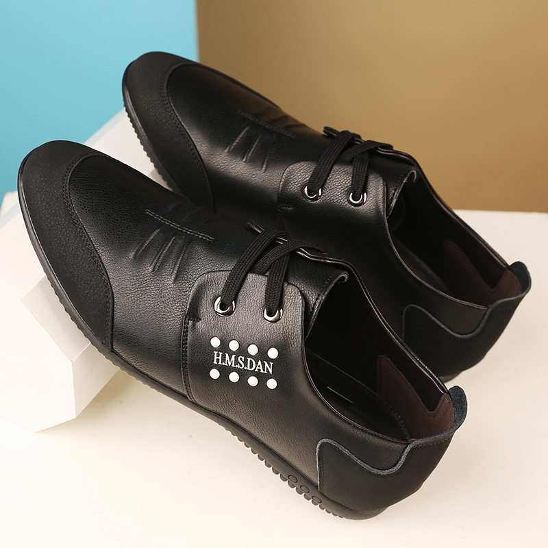 男小白鞋青年韩版时尚潮流百搭休闲板鞋软底软皮平底透气黑白皮鞋