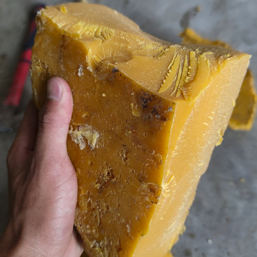 野蜂哥品牌中蜂诱蜂蜡l招引黄蜡老巢脾封盖蜜渣蜡土蜂蜡 诱蜂神器 - 图1