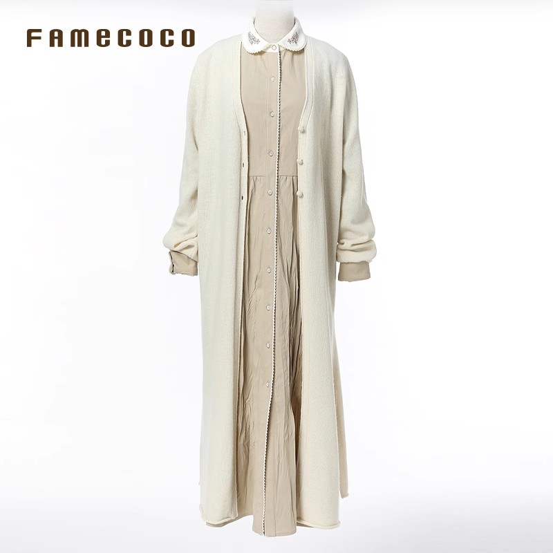 Famecoco商场同款儿开身毛衫长款含绵羊毛胸口刺绣无领FAB6DF002 - 图2